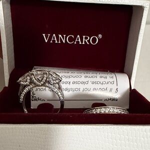 Vancaro  Princess cut three stone wedding ring set. Size 6.